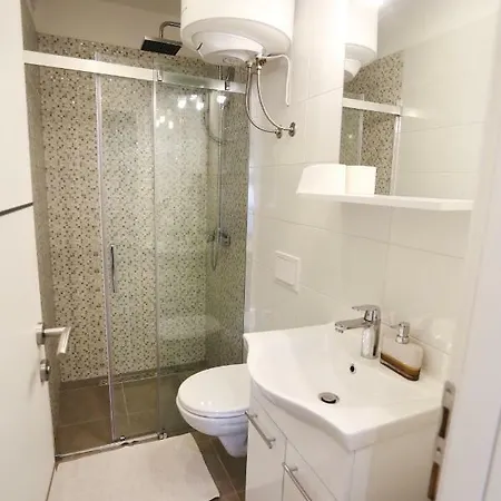 Dora Apartmán Trogir